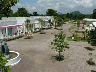 Lake Scene Resort Ratchaburi Bagian luar foto